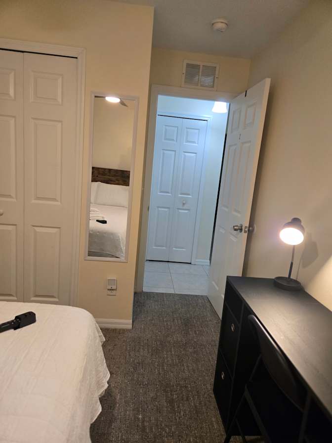 Gloria m Walker's room