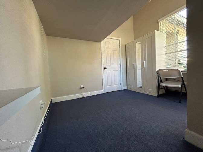 Tracy's room