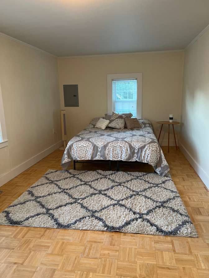 CRG Properties's room