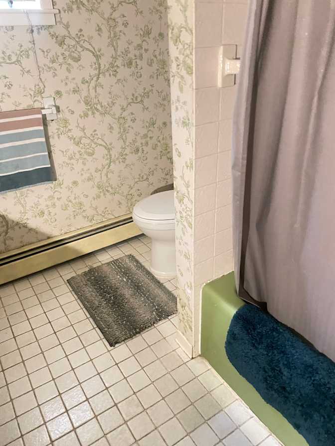 Aron's room