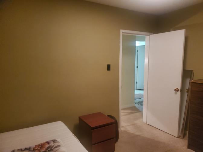 Usman/Manny's room