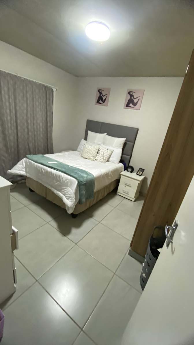 Luvhani Zwikhodo's room