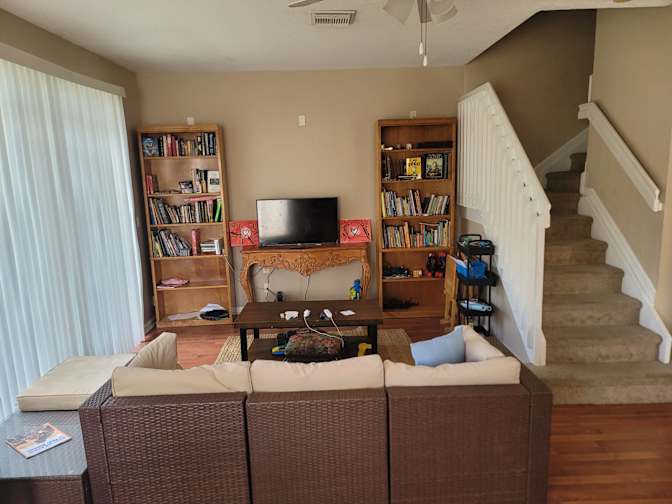 Cled Oakley's room