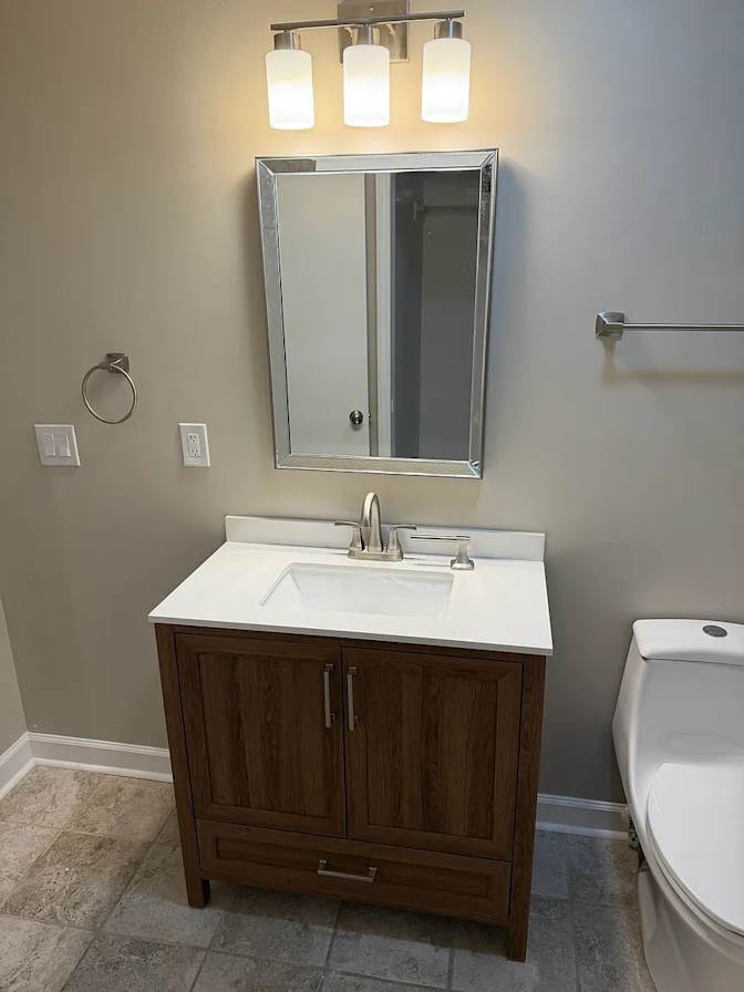 Alcove Rooms's room