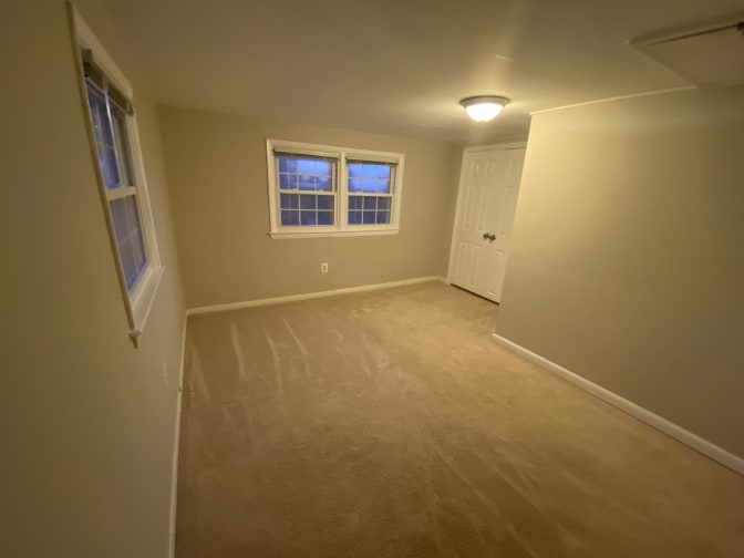 Akbar's room