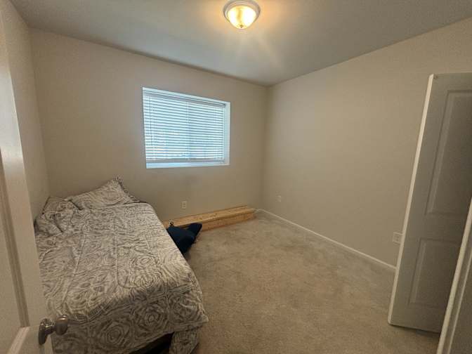 Alcove Rooms's room