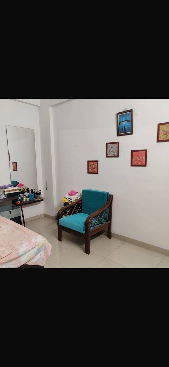 Hitaishri's room