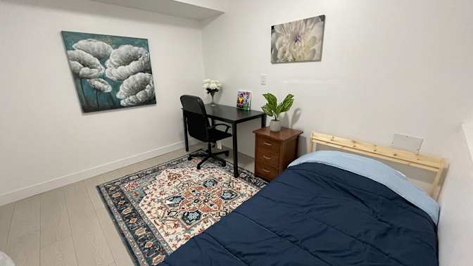 Peyman Zar's room
