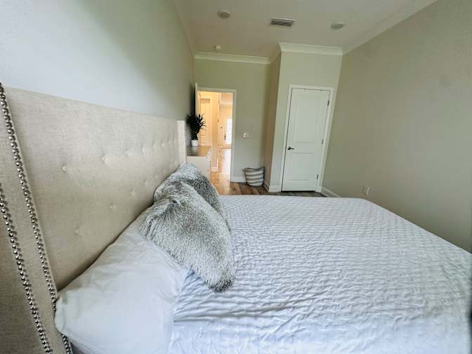 Jade's room