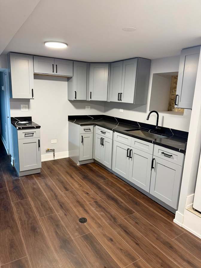 Forza Property Management Services's room