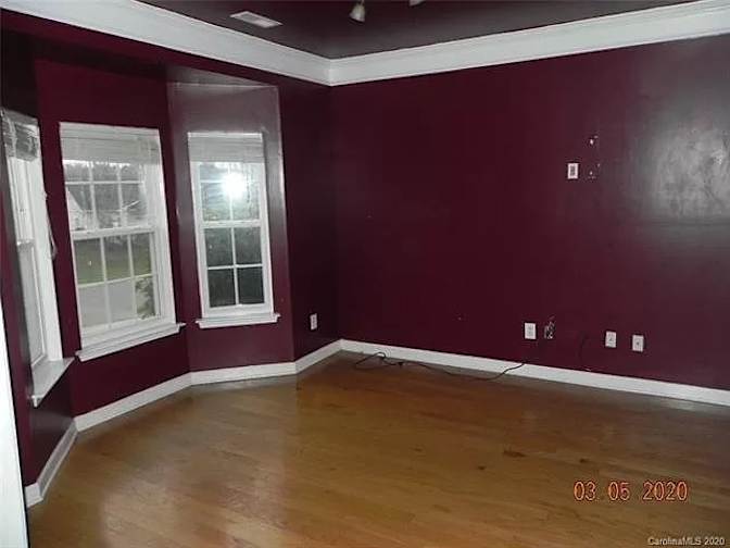 Alcove Rooms's room