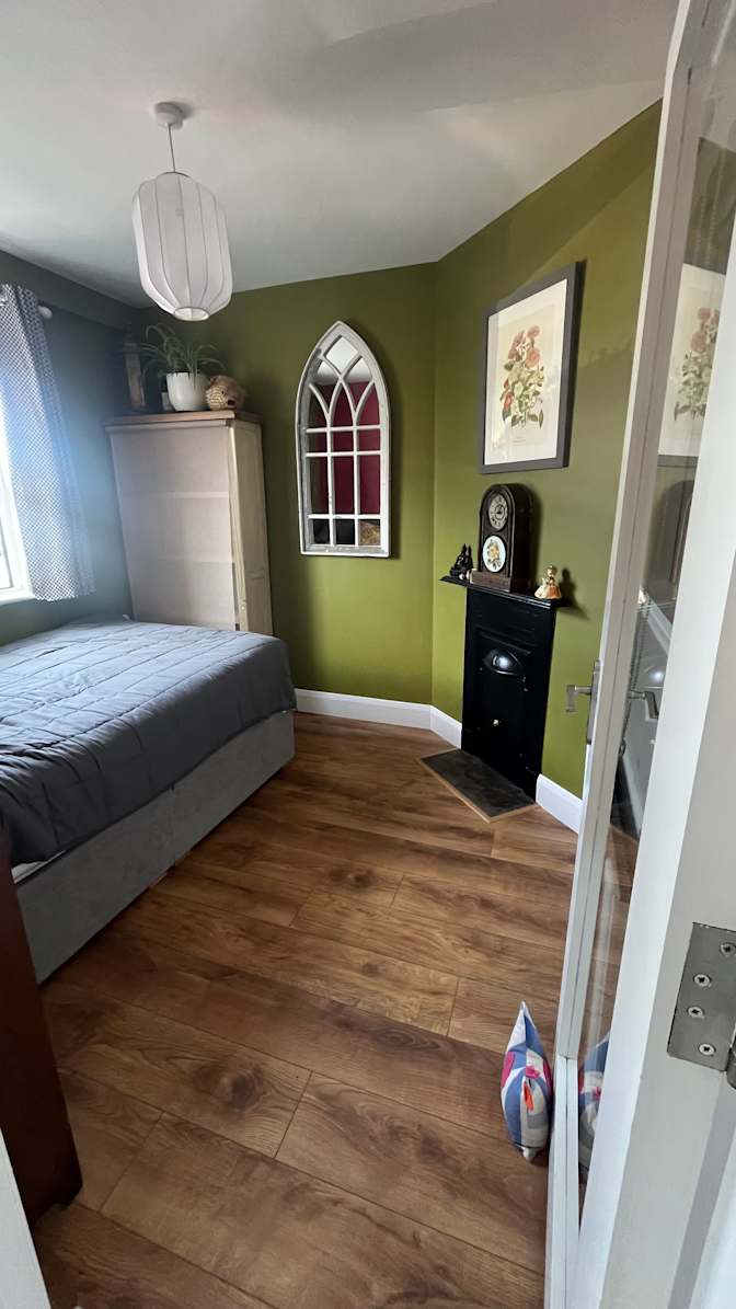 Geni l's room