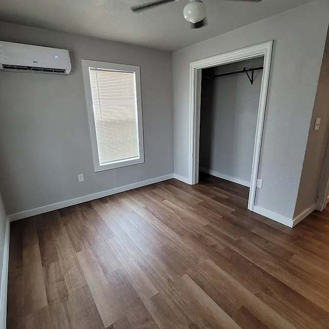 Dominique Carter's room