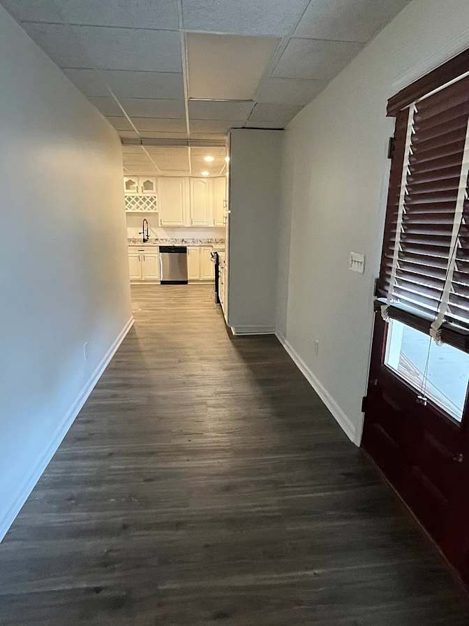 Alcove Rooms's room