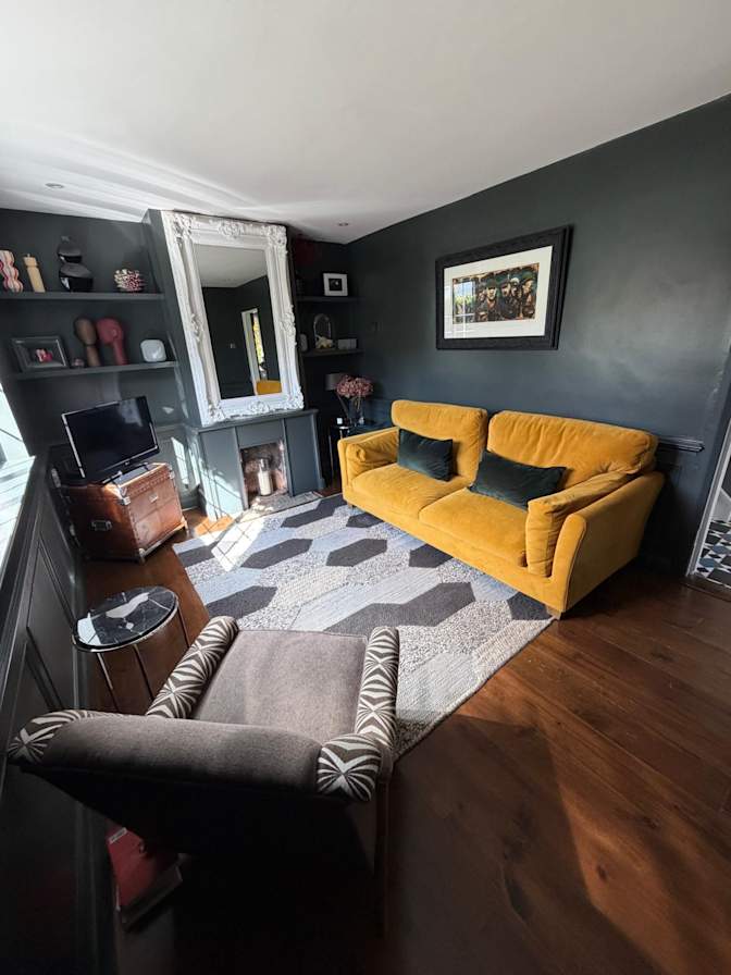 David Conor's room