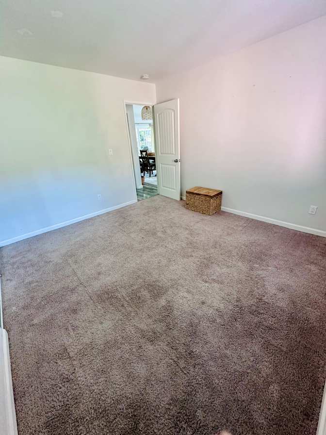Kelly's room