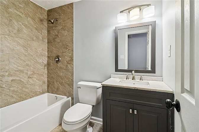 Alcove Rooms's room