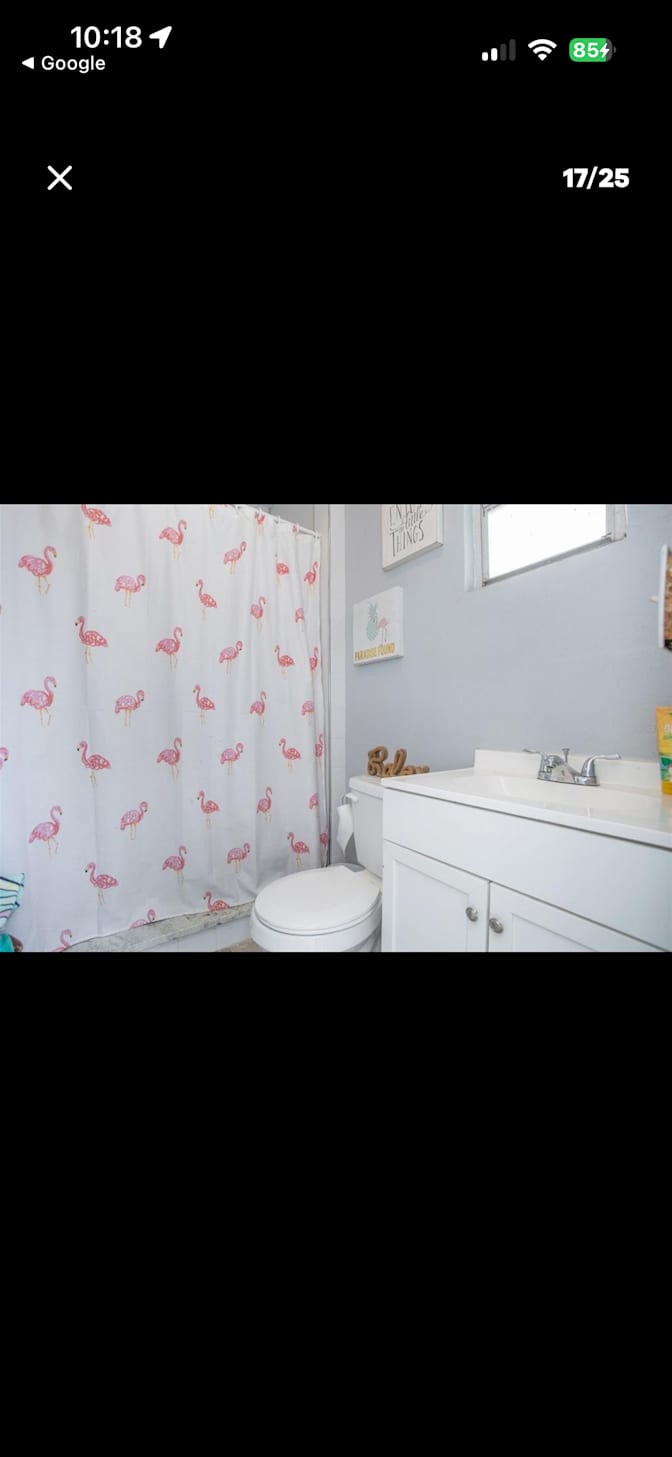 Ashley Mairlyn Forney's room