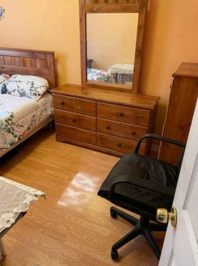Wonderful Sunny Studio's room