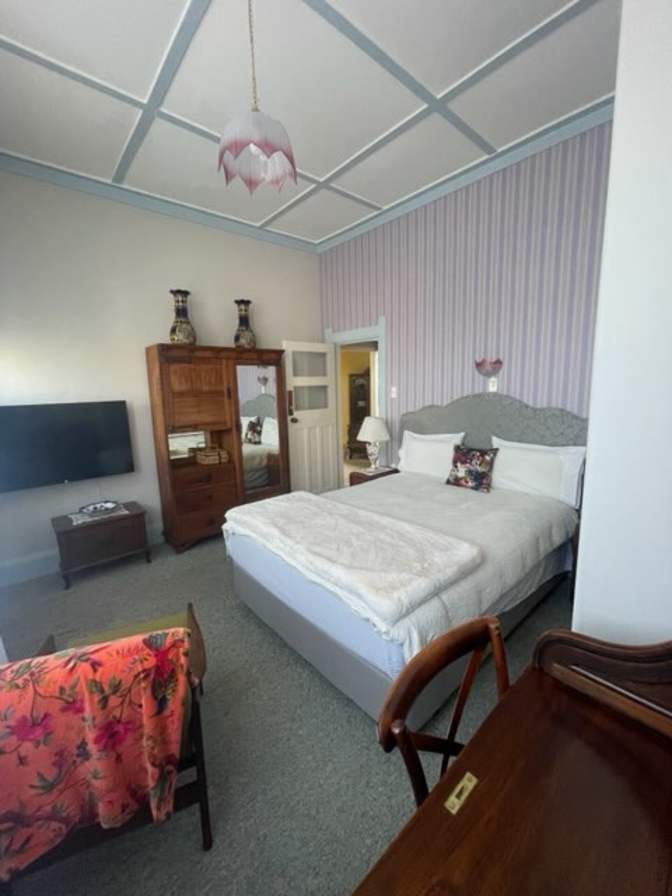 Nat's room