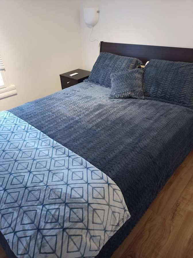 Caroline's room