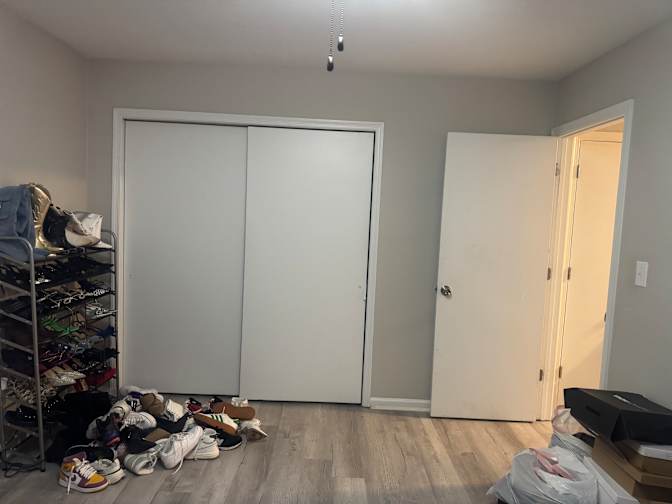 Thelma's room