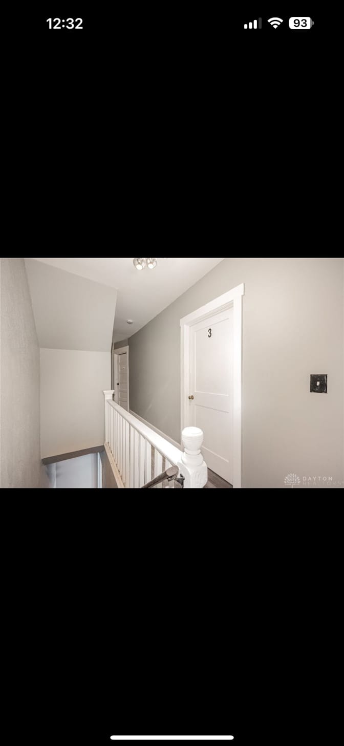 Feed's room