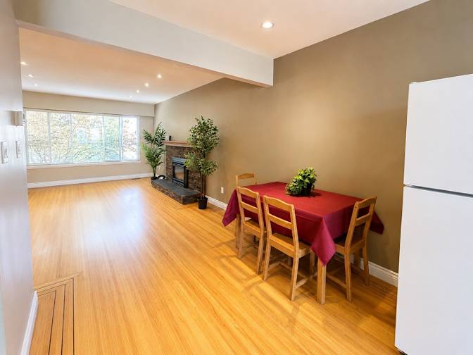 Shirin's room