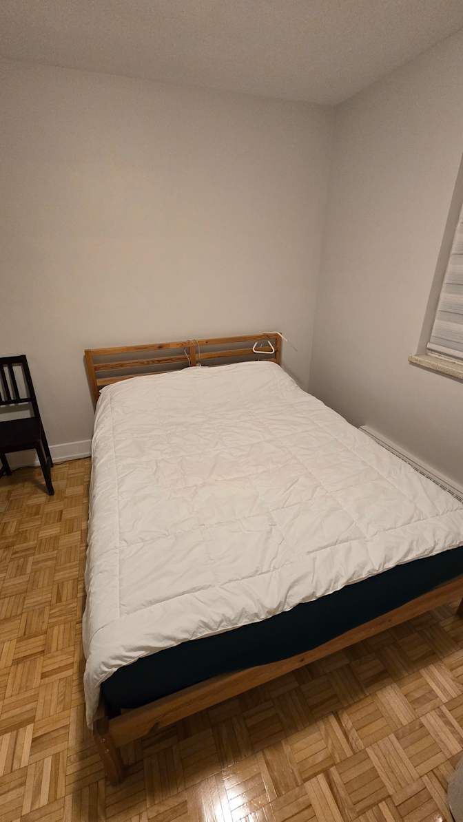 Muzaffer's room