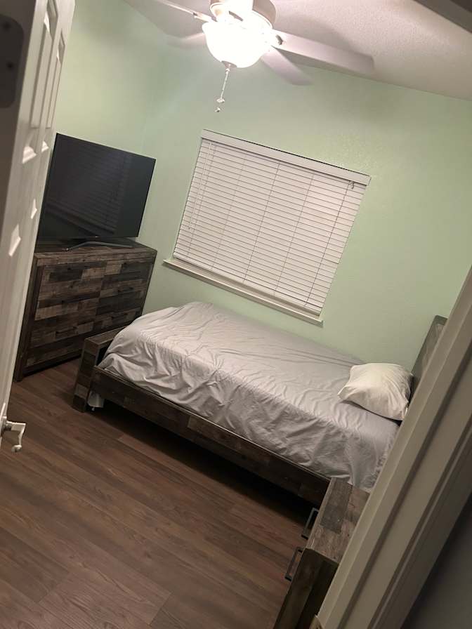 Brett's room