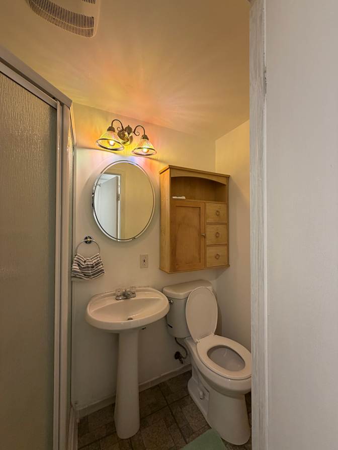 Tobi's room