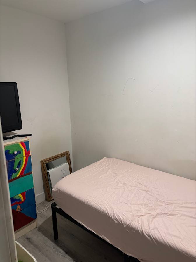 Richard's room