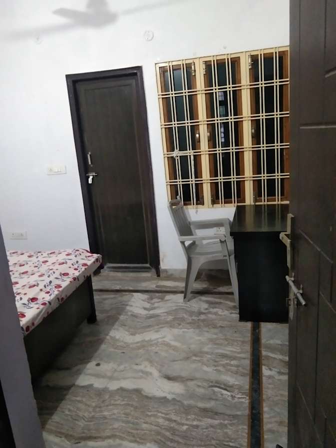 Bhavna Dwivedi's room