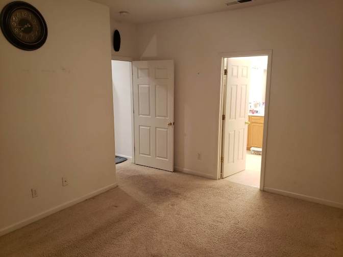 Thomas's room