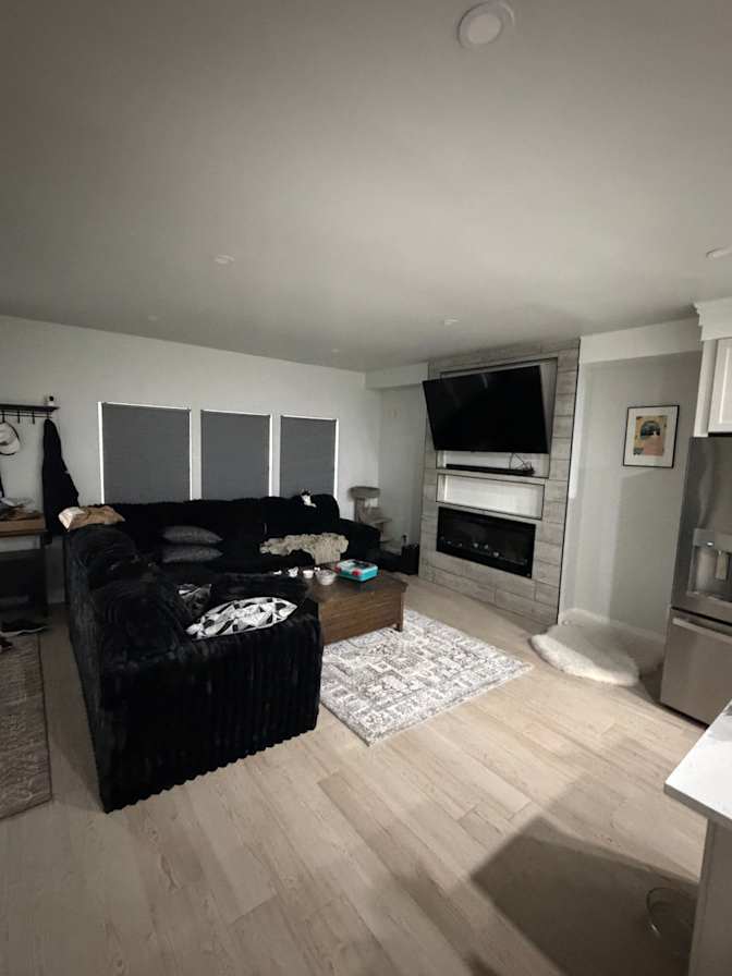 Jordon's room