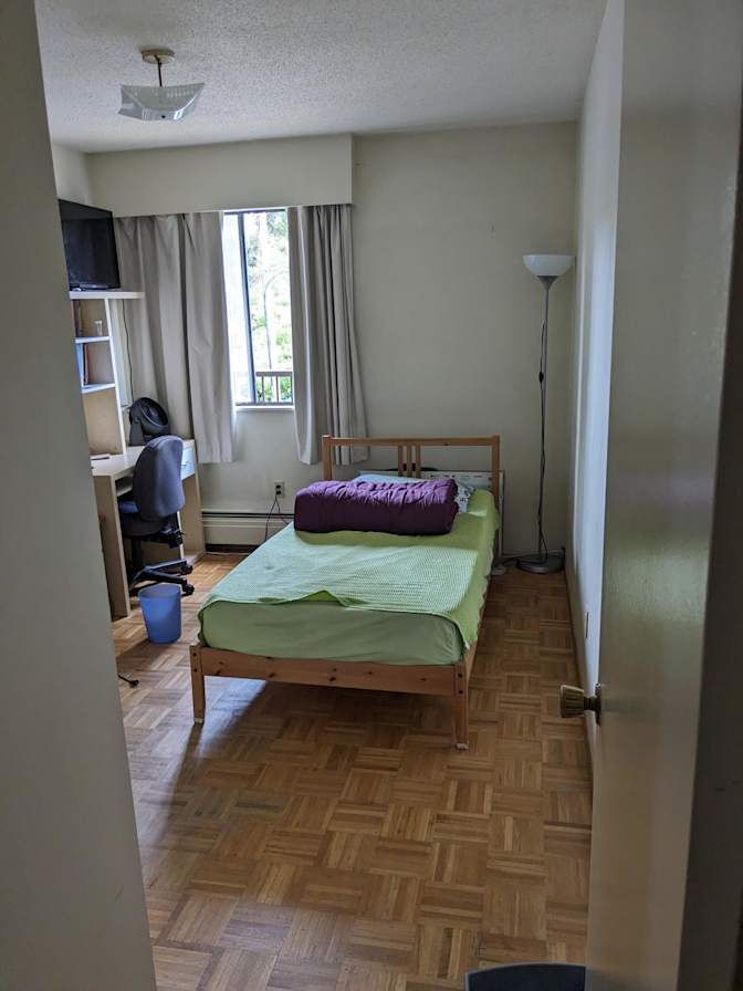 PAN JUN DENI PARK's room