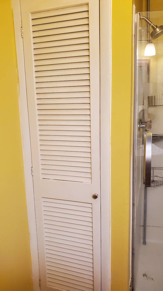 Enrique's room