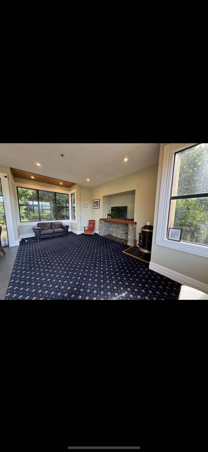 Matthew Goorahoo's room