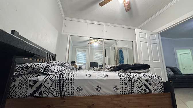 Grp two six ListMgr's room