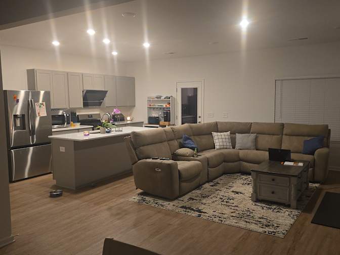 Jess P Dennis's room