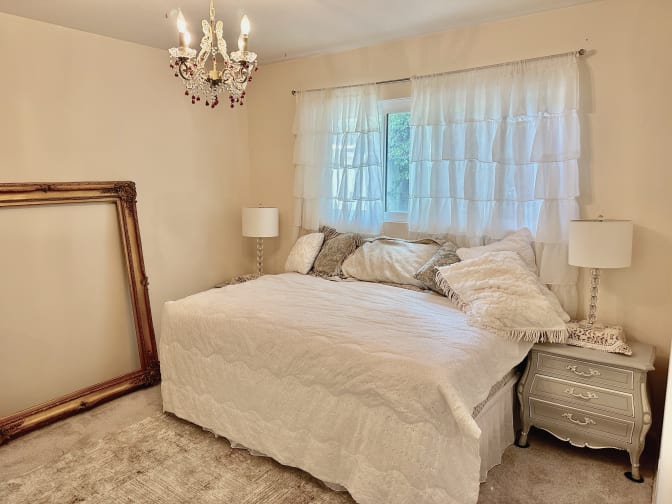 Regina's room