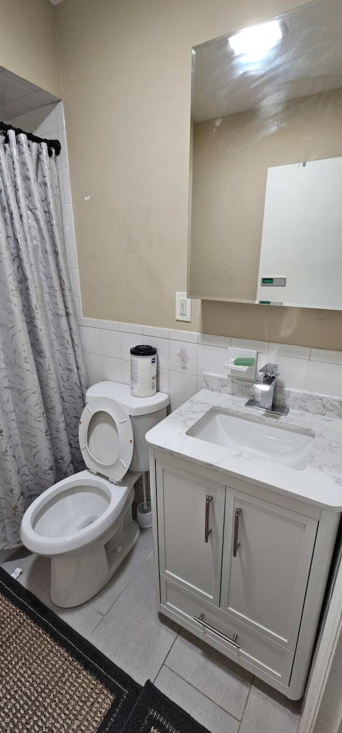 Okaro's room