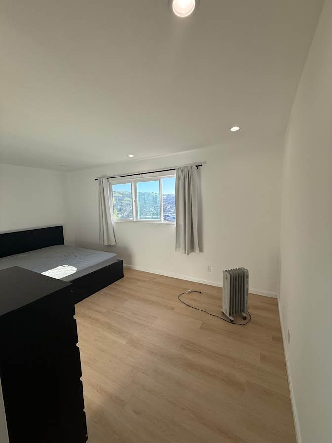 Dave's room