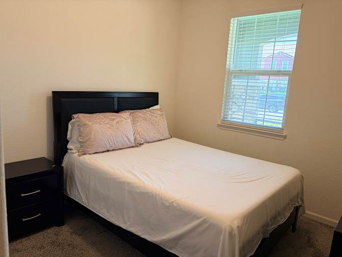 Leyssa's room