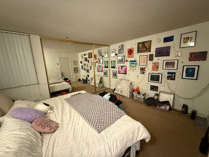 Anai's room