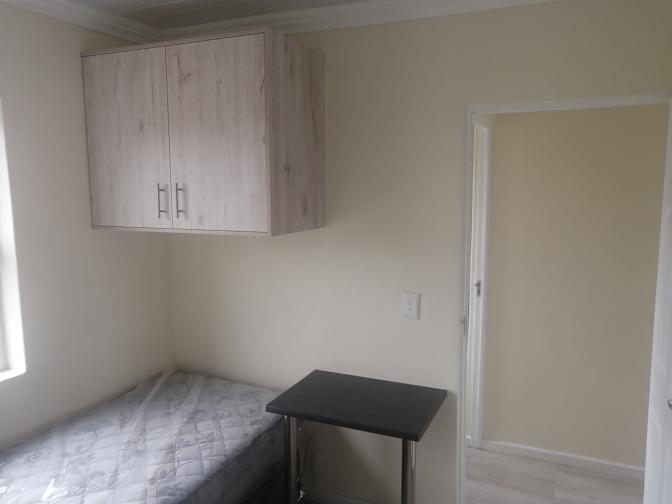 Fernando's room