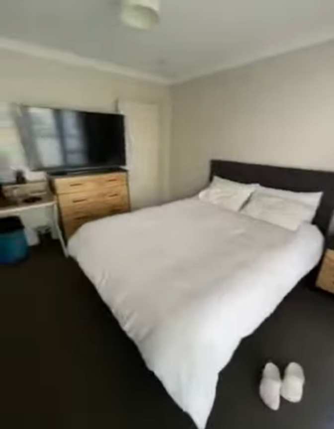 Claudia's room
