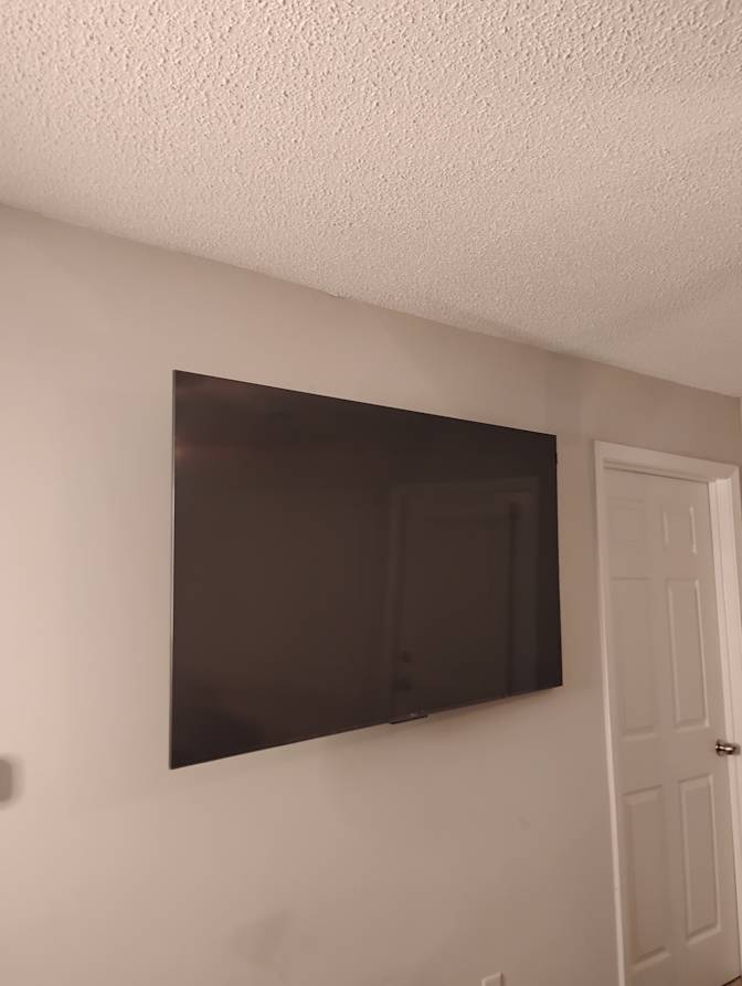 Dee's room