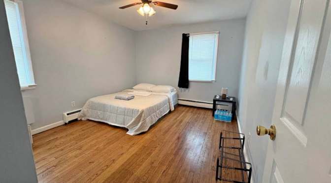 Tee's room
