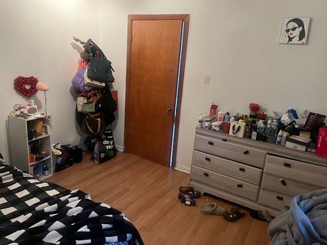 Sara's room